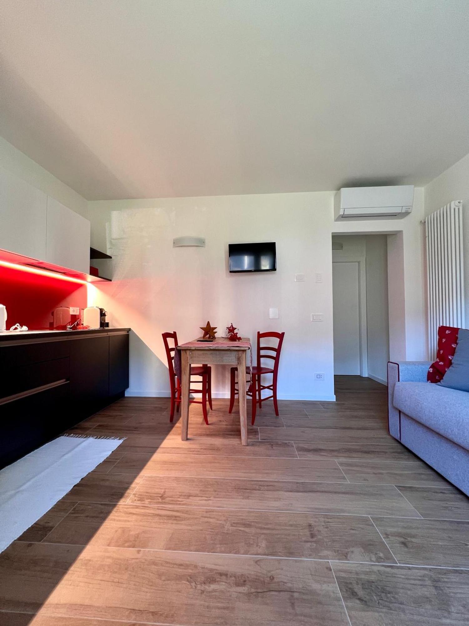 Casa Vacanze La Brenta Chiavenna Luaran gambar