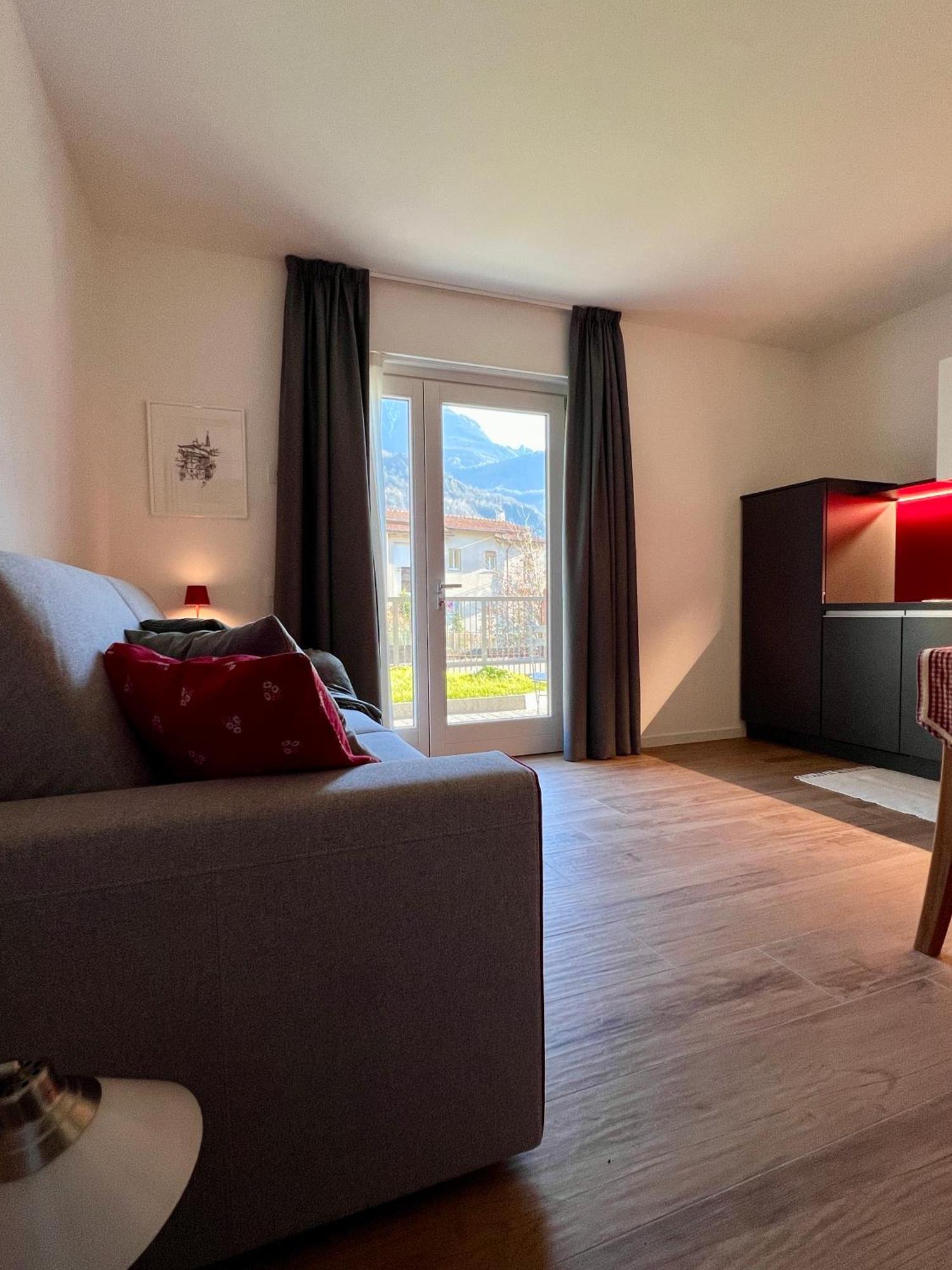 Casa Vacanze La Brenta Chiavenna Luaran gambar